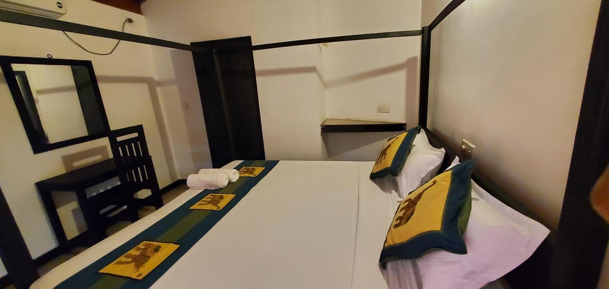 Surf & Sand Hotel Arugambay Arugam Bay Eksteriør billede